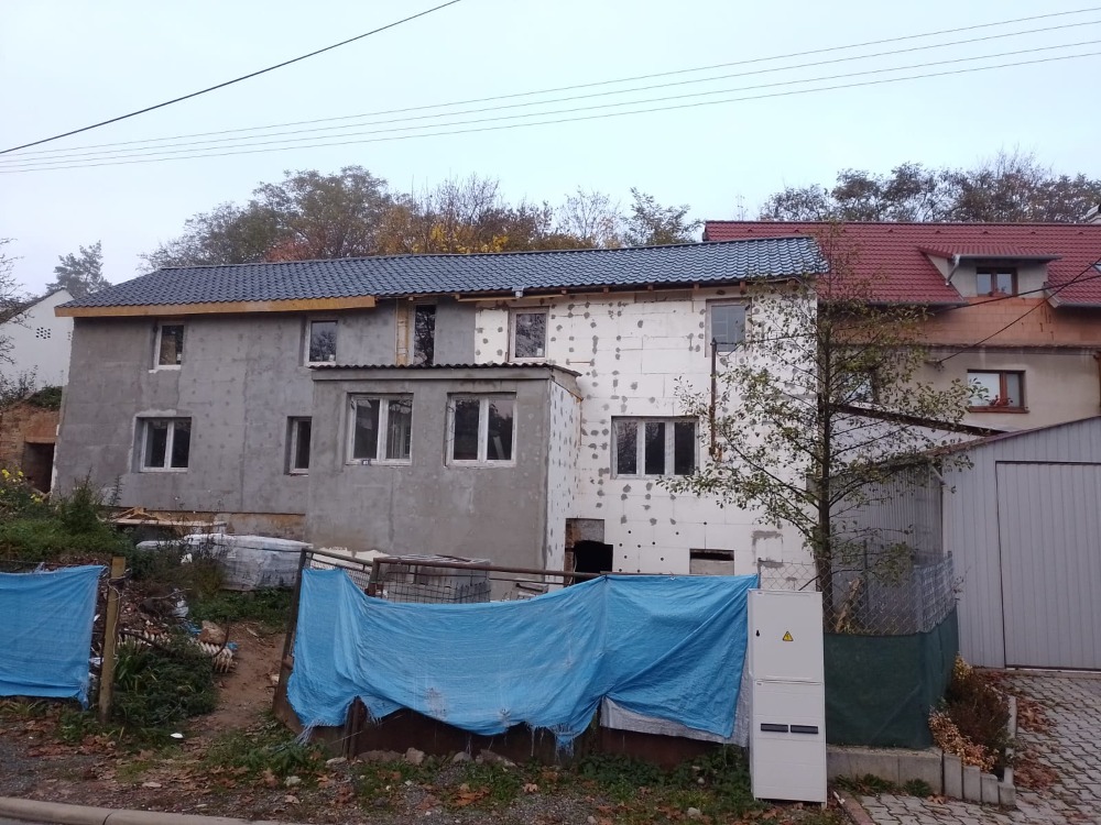 Rodinný dům Panoší Újezd – kompletní rekonstrukce - foto 57